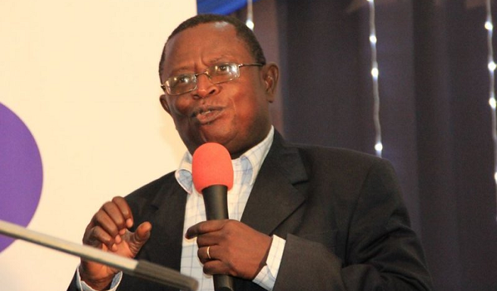  Dr Kwesi Jonah, a Senior Research Fellow of IDEG